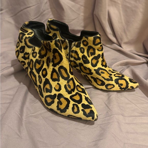 Sam Edelman Leopard Print Calf hair Ankle Boots - Picture 1 of 5